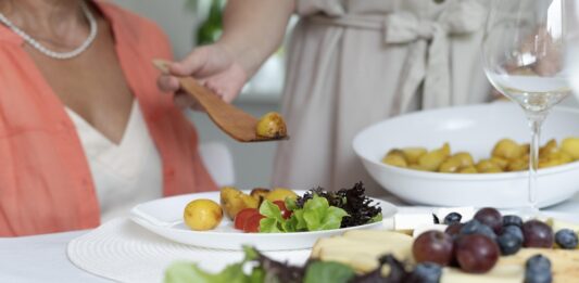 Jedálny lístok v menopauze. Mäsová verzia. Foto - freepik