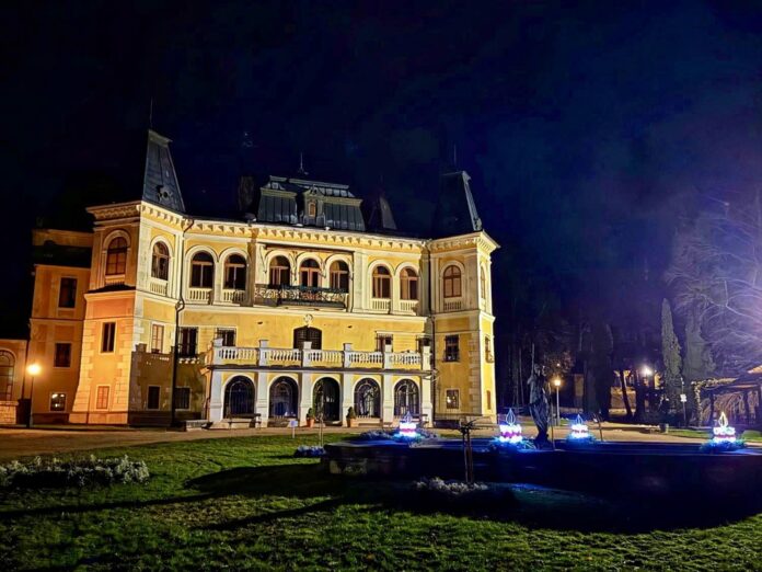 Kaštieľ Betliar: Zažite adventné trhy a benefičný punč. Foto - FB/Betliar