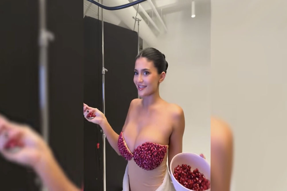 Podprsenka zo semien granátového jablka? Kylie Jenner opäť prevalcovala svet módy
