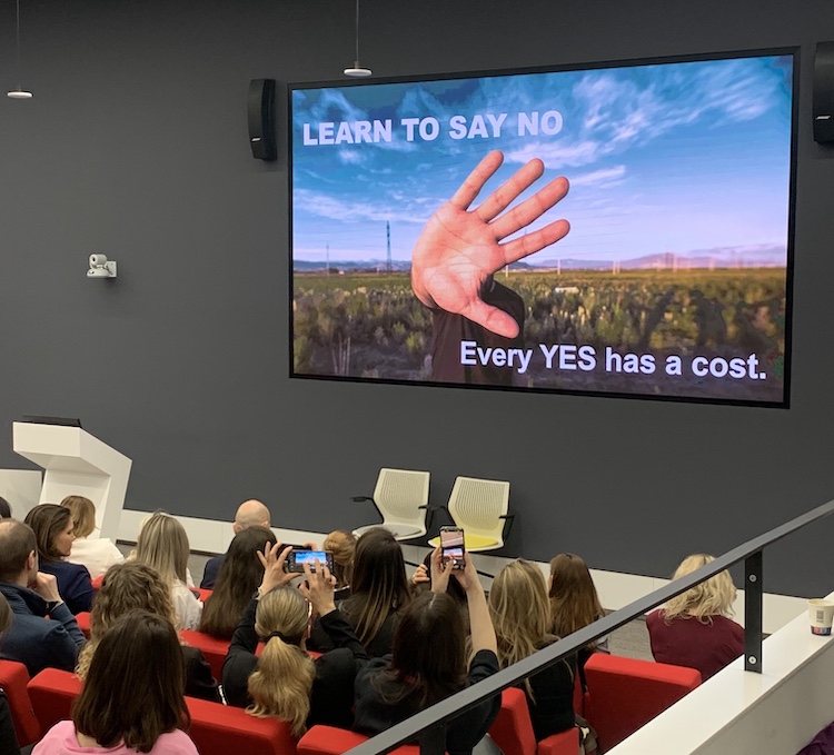 Naučiť sa povedať NIE, pretože každé ÁNO niečo stojí. Fotka - Zuzana Zsilleová