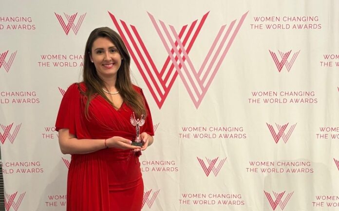 Slovenka Alexandra Janečková získala 3. miesto na globálnom oceňovaní žien v Paríži. Fotka - Kamila Paličková